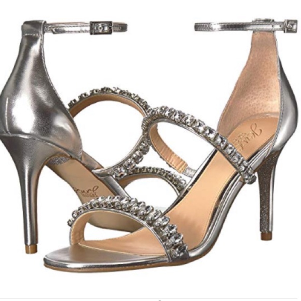 Jewel Badgley Mischka